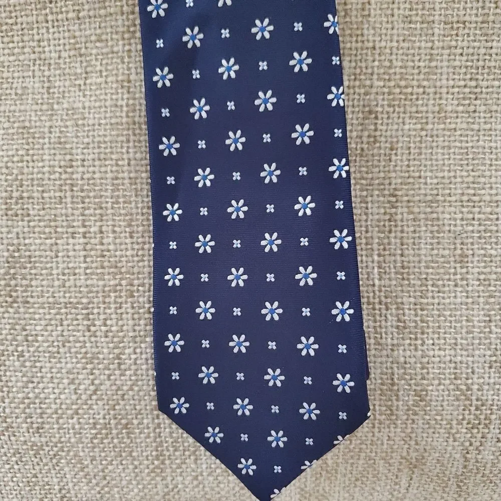 Club Room Classic Day Floral Neat Tie